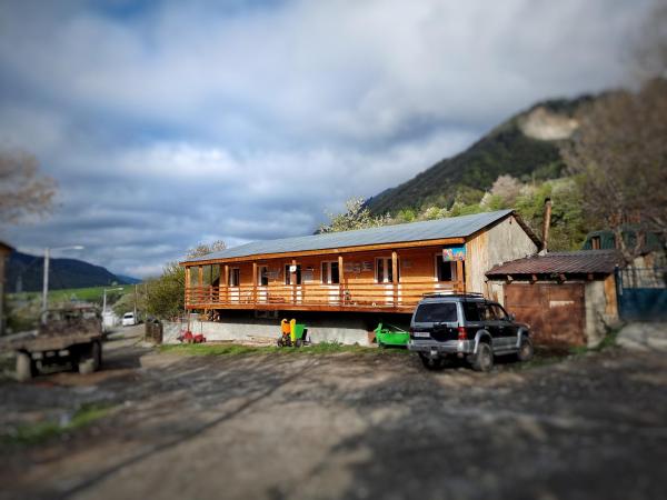 Girgola, Buchen Sie  Mestia Samegrelo Zemo-Svaneti