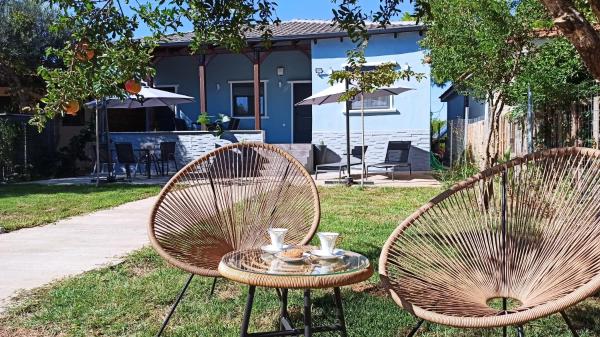 Sasa\s Family House Potidea, Prenota  Hotel a Macedonia con parcheggio, Parcheggio