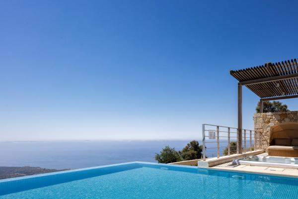 Melampes Villa, Seaview Escape, Heated Pool & Spa, By ThinkVilla, Reserva ahora  Hoteles con piscina en Creta, Piscina