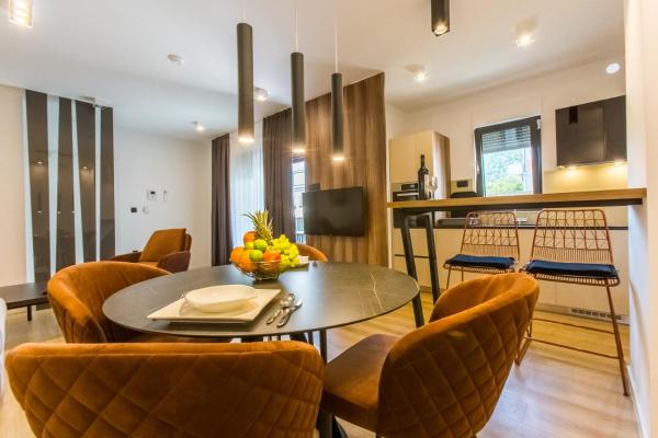 Villa Braga a6, Buchen Sie  Hotels in Gespanschaft Split-Dalmatien mit Parkplatz, Parkplätze