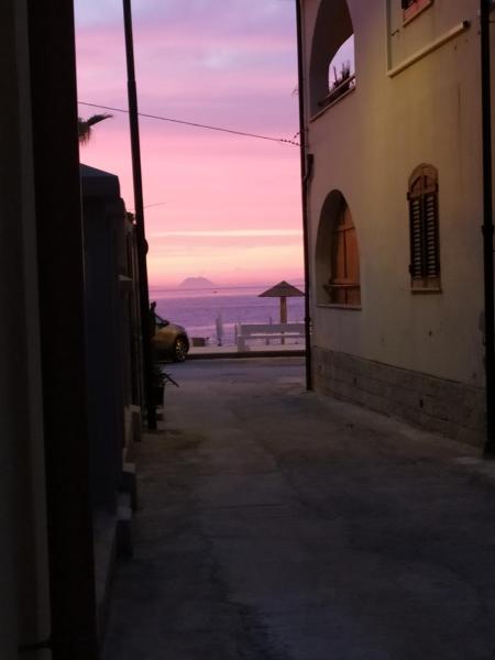 LA RAJA, Reserva ahora  Scilla Calabria