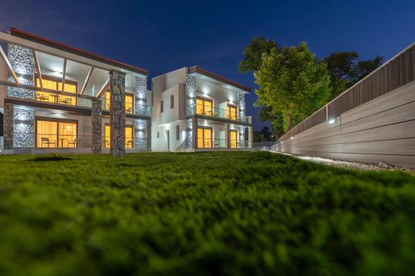 ALPE LUXURY ACCOMMODATION Penelope Collection, Prenota  Hotel a Macedonia con parcheggio, Parcheggio