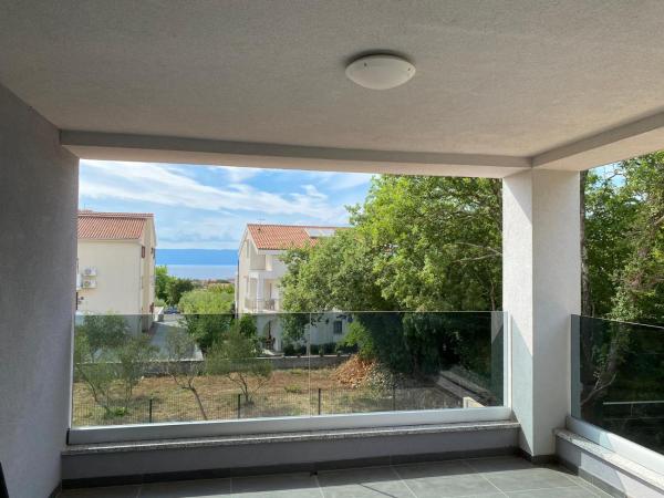 Apartmani Grgić on the adress Branka Fučića 96, Buchen Sie  Malinska Insel Krk