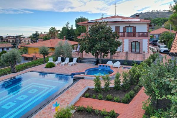 Etna Casa del Sole, Buchen Sie  Hotels mit Pool in Sizilien, Schwimmbad