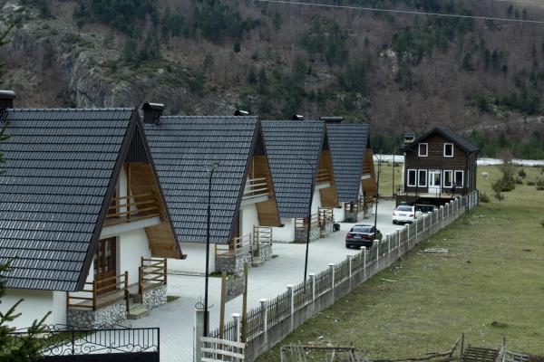 Bujtinat e lugines Valbone, Prenota  Valbonë 