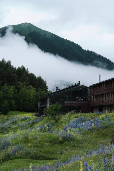 Samzeo Tusheti, Buchen Sie  Hotels in Kakheti mit Parkplatz, Parkplätze