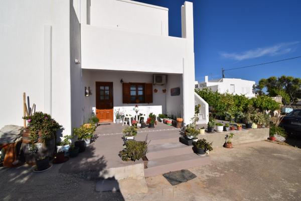 Katianas House, Prenota  Aliki Paro