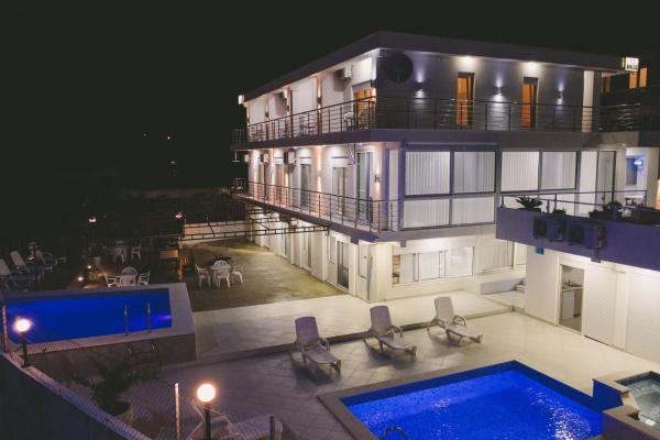 Vila Nikezić, Buchen Sie  Sutomore Bar County