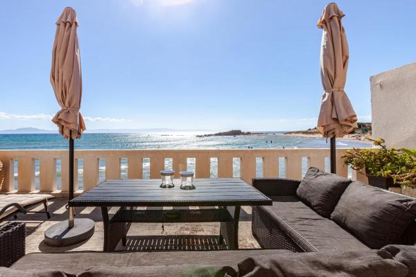 Villa Rena In Front of the Sea, Prenota  Arkoudi Elide