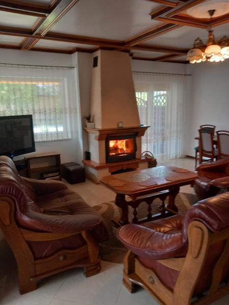APARTAMENTY Kot JARZĘBINOWA 7, Reserva ahora  Hoteles en Pomerania con aparcamiento, Aparcamiento