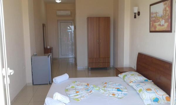 Oasis Drymades Hotel, Buchen Sie  Hotels in Qark Vlora mit Parkplatz, Parkplätze