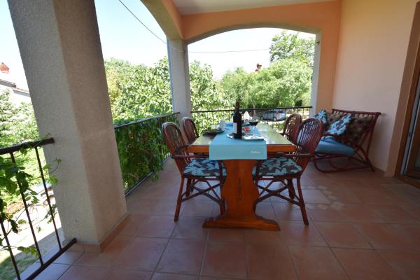 Apartment Helena, Buchen Sie Ferienwohnung Malinska Insel Krk