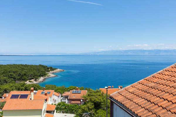 Danica, Buchen Sie  Hotels in Kvarner-Inseln mit Parkplatz, Parkplätze