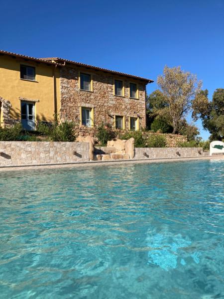 Agriturismo Is Conchisceddas, Buchen Sie  Hotels in Costa Verde mit Pool, Schwimmbad