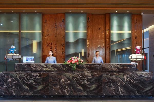 Crowne Plaza Nanchang Wanli by IHG, Prenota  Hotel con piscina a Nanchang County, Piscina
