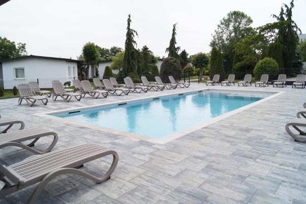 Domki Bryza Morska Jarosławiec, Buchen Sie  Hotels mit Pool in Westpommern, Schwimmbad