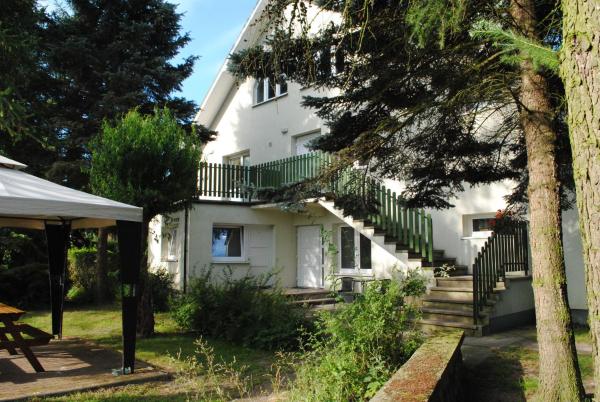 Pokoje goscinne Jaskolcze Gniazdo, Reserva ahora  Hoteles en Pomerania Occidental con aparcamiento, Aparcamiento