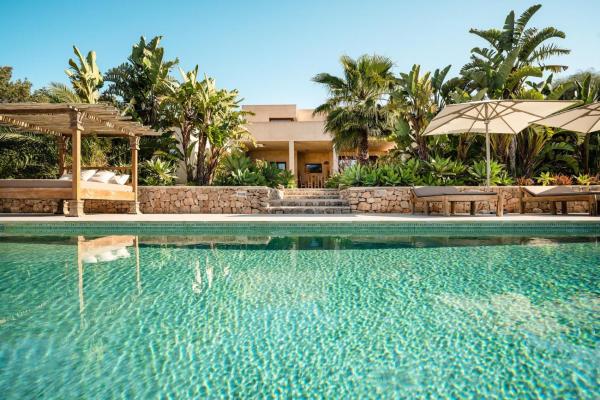 Villa Sirio, Book  Cala de Bou Ibiza