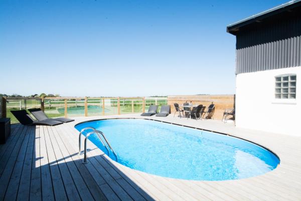 Idestrup Bed and Breakfast, Reserva ahora  Hoteles en Falster con aparcamiento, Aparcamiento