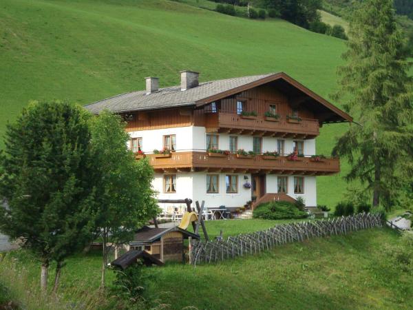 Pension Grubhof, Reserva ahora  Hoteles en Salzburgo con aparcamiento, Aparcamiento