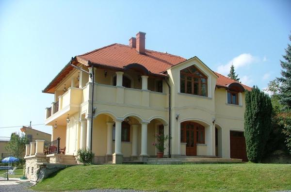 Bruckner Villa Apartman, Buchen Sie  Balatonfüred 