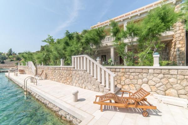 Seaside Apartment Barić Draga, Book Apartment Kvarner Hotels with a Parking, Parking