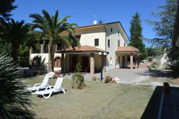 Il Gheriglio, Reserva ahora Apartamento Torano Nuovo 