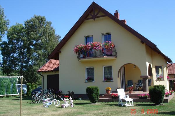 Pokoje Gościnne u Elżbiety, Prenota  Hotel a Pomerania con parcheggio, Parcheggio