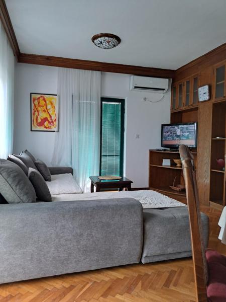 Djukanovic Apartments, Book Apartment Budva 