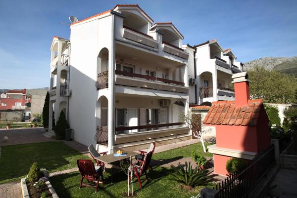 Apartments in Beautiful Split, Book Apartment Podstrana Split Region