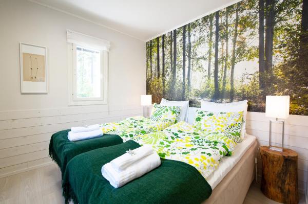 Hotel Hiisi Hill, Réserver  Hôtels à Finlande-Occidentale avec parking, Parking
