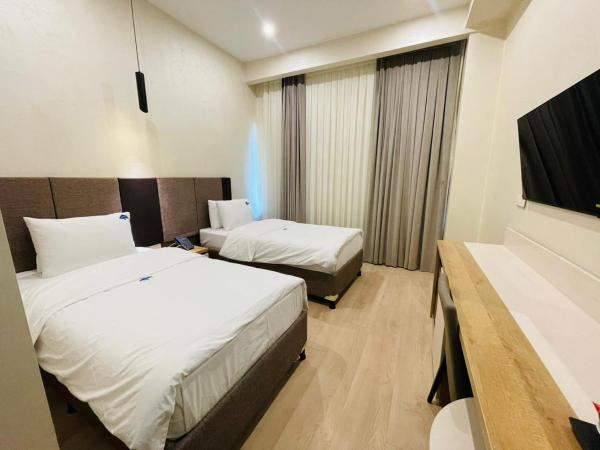 Darin Hotel, Book  Erbil Iraq