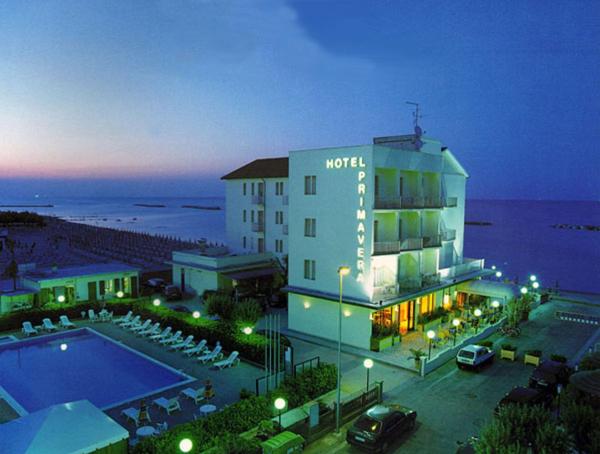 Hotel Primavera sul mare, Reserva ahora  Hoteles con piscina en Ravenna Beaches, Piscina