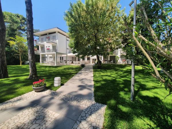 Hotel Eurovil Garni, Reserva ahora  Hoteles en Véneto con aparcamiento, Aparcamiento