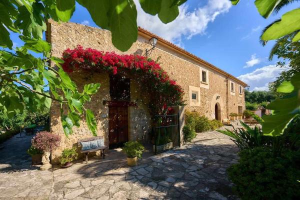 Can Guillo - Villa With Private Pool In Pollenca