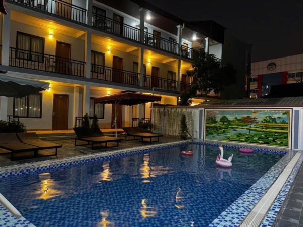 Vangvieng Avenue Hotel, Buchen Sie  Hotels in Provinz Vientiane mit Pool, Schwimmbad