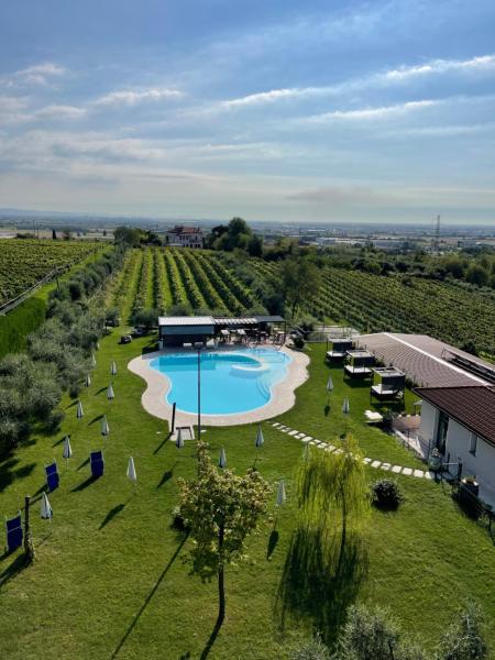 Le Mistral, Prenota Agriturismo Hotel con piscina a Sommacampagna, Piscina