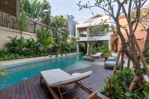 BNesta, Buchen Sie  Hotels mit Pool in Badung, Schwimmbad