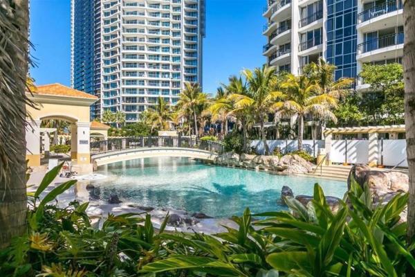 Chevron Renaissance - Private Apartments by Coastal Letting Co, Reserva ahora Apartamento Hoteles con piscina en Queensland, Piscina