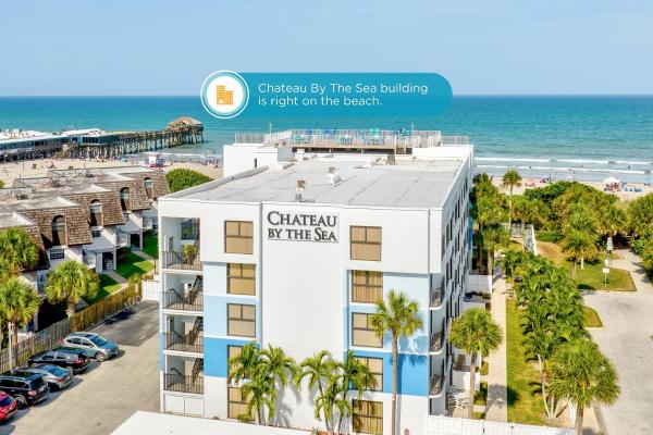 Chateau by the Sea - Cocoa Beach Oceanfront Penthouses with Rooftop Deck next to the Pier, Buchen Sie  Hotels mit Pool in Space Coast, Schwimmbad