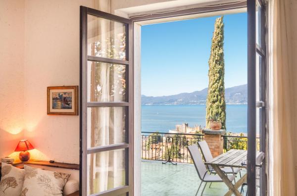 Villa Maria Vista lago parcheggio vicino al paese, Prenota  Hotel a Veneto con parcheggio, Parcheggio