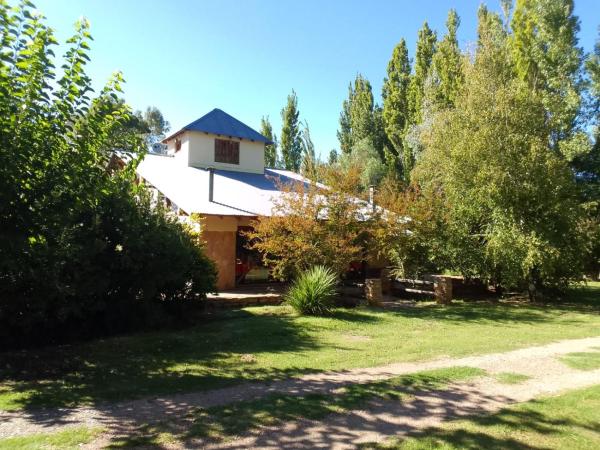 Albergue para grupos El Refugio, Prenota  Hotel a Mendoza con parcheggio, Parcheggio