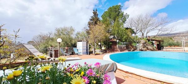 Villa Etna, Buchen Sie  Hotels mit Pool in Sizilien, Schwimmbad