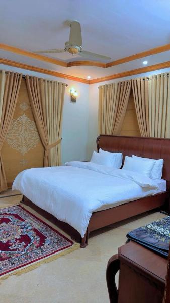 Lavish Guest House Islamabad E11, Buchen Sie  Hotels in Islamabad mit Parkplatz, Parkplätze