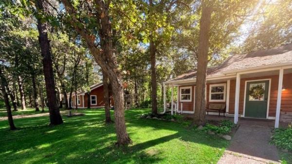 Private Cottage Cabin Brainerd Retreat Sleeps 13, Buchen Sie  Brainerd Minnesota
