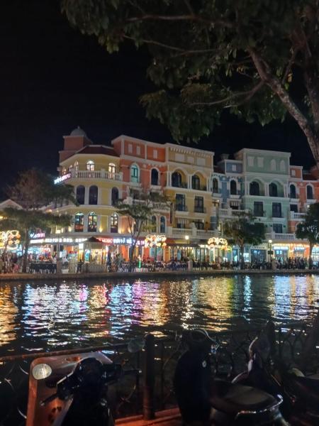 HUE homestay &cafe near beach, Buchen Sie  Hotels in Mekongdelta mit Parkplatz, Parkplätze