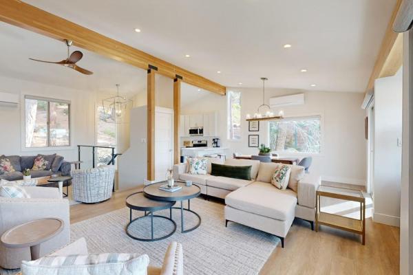 Treehouse-Style Townhouse with Lake Views in Incline Village, Buchen Sie  Incline Village North Lake Tahoe