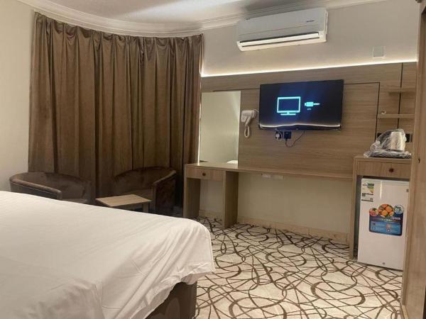 Dvina Hotel, Buchen Sie Hotel Tabuk Provinz Tabuk