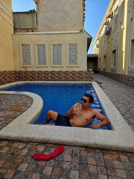 Hotel Chorminor 150m to with ONE TIME FREE SUMMER POOL, Buchen Sie  Hotels in Buxoro mit Parkplatz, Parkplätze
