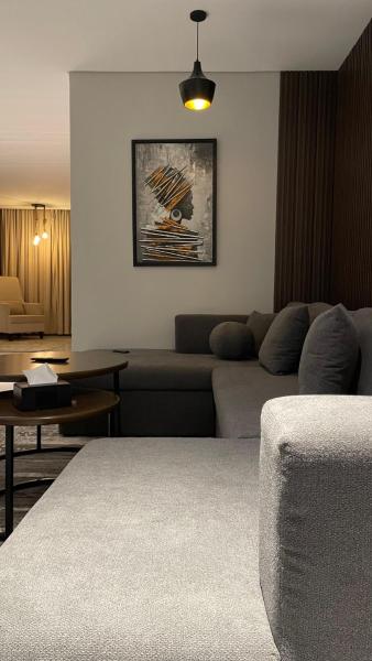 AVENAIR LUXURIOUS EXECUTIVE APARTMENTS By ALVIS SUITE, Buchen Sie Ferienwohnung Lahore Pakistan